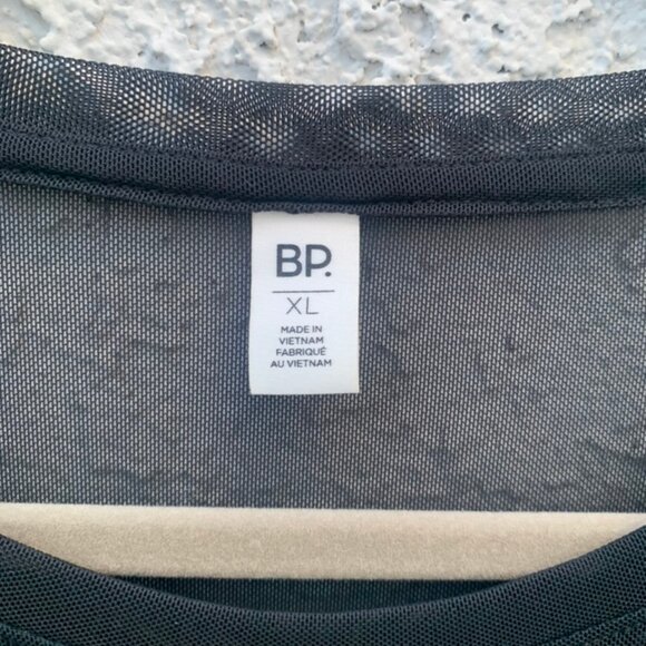 Black Sheer layering shirt - Picture 3 of 4